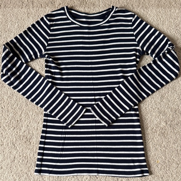 ⚓️Vince long sleeve navy/white striped tee. Size S. - Picture 1 of 7